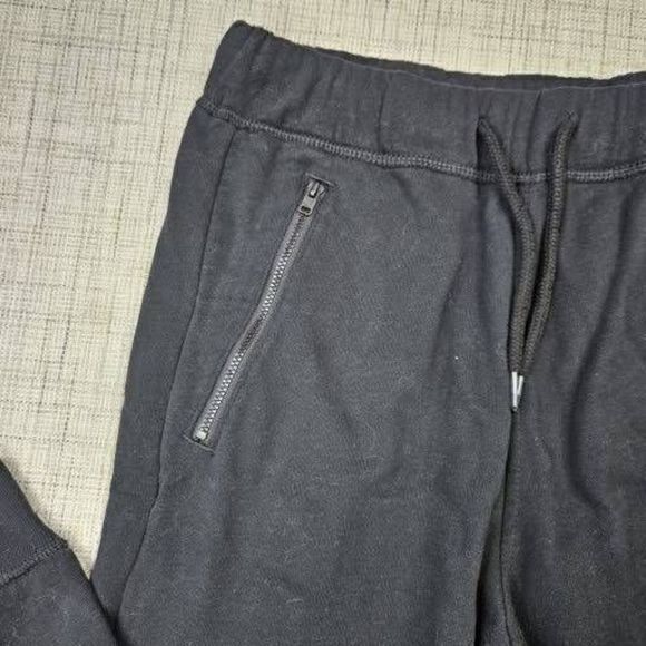 NWT Hollister HCO‎ Zipper Pocket Soft Joggers Black Size Extra Small - Picture 3 of 7